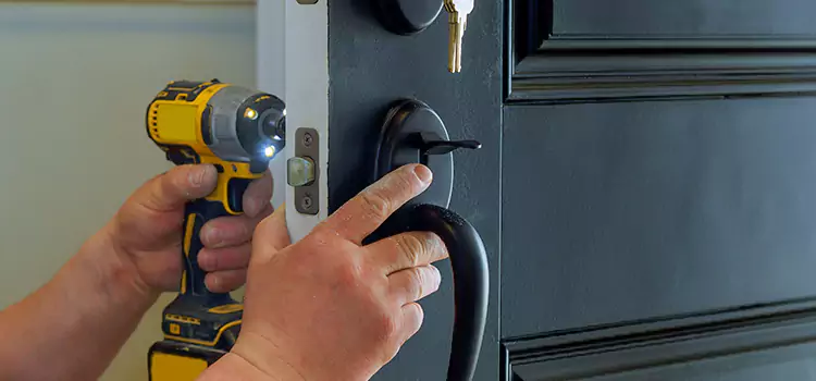 Locksmith Emergency Service Mineola
