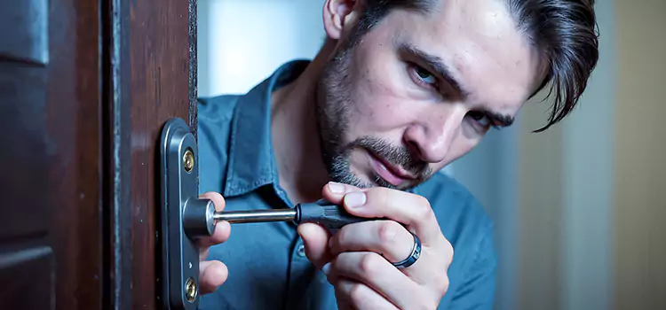 Eviction Locksmith Mineola
