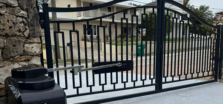 Swing Gate Opener with Keypad Mineola