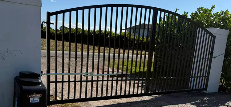 Driveway Fence Repair Mineola