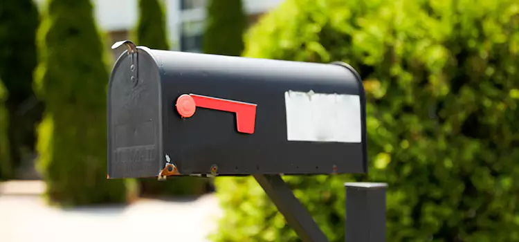 Secure Mailboxes for Packages Mineola